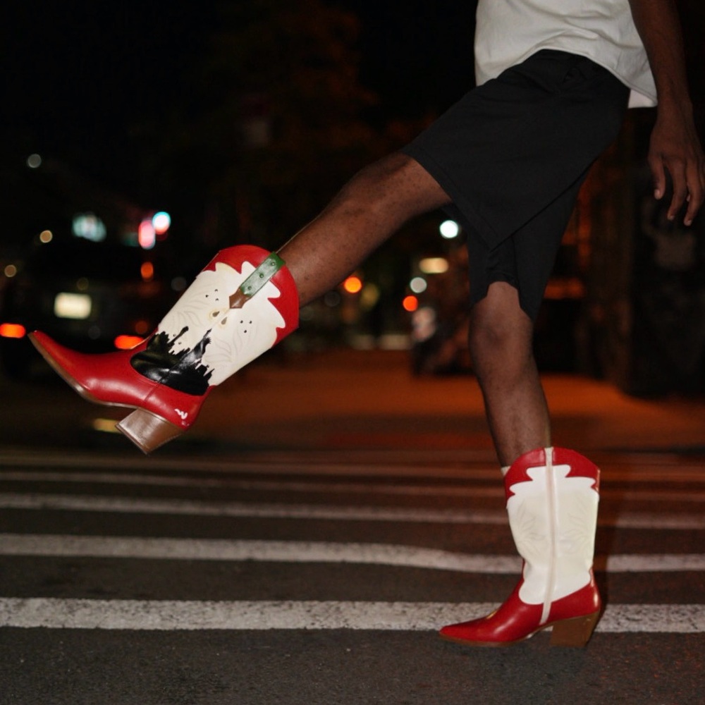 Big Apple hand painted cowboy boots